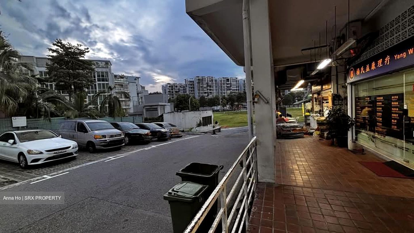 Sembawang Springs Estate (D27), Retail #593646931